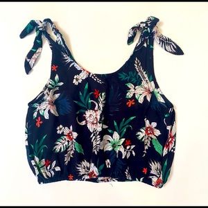 Take me to Hawaii crop top